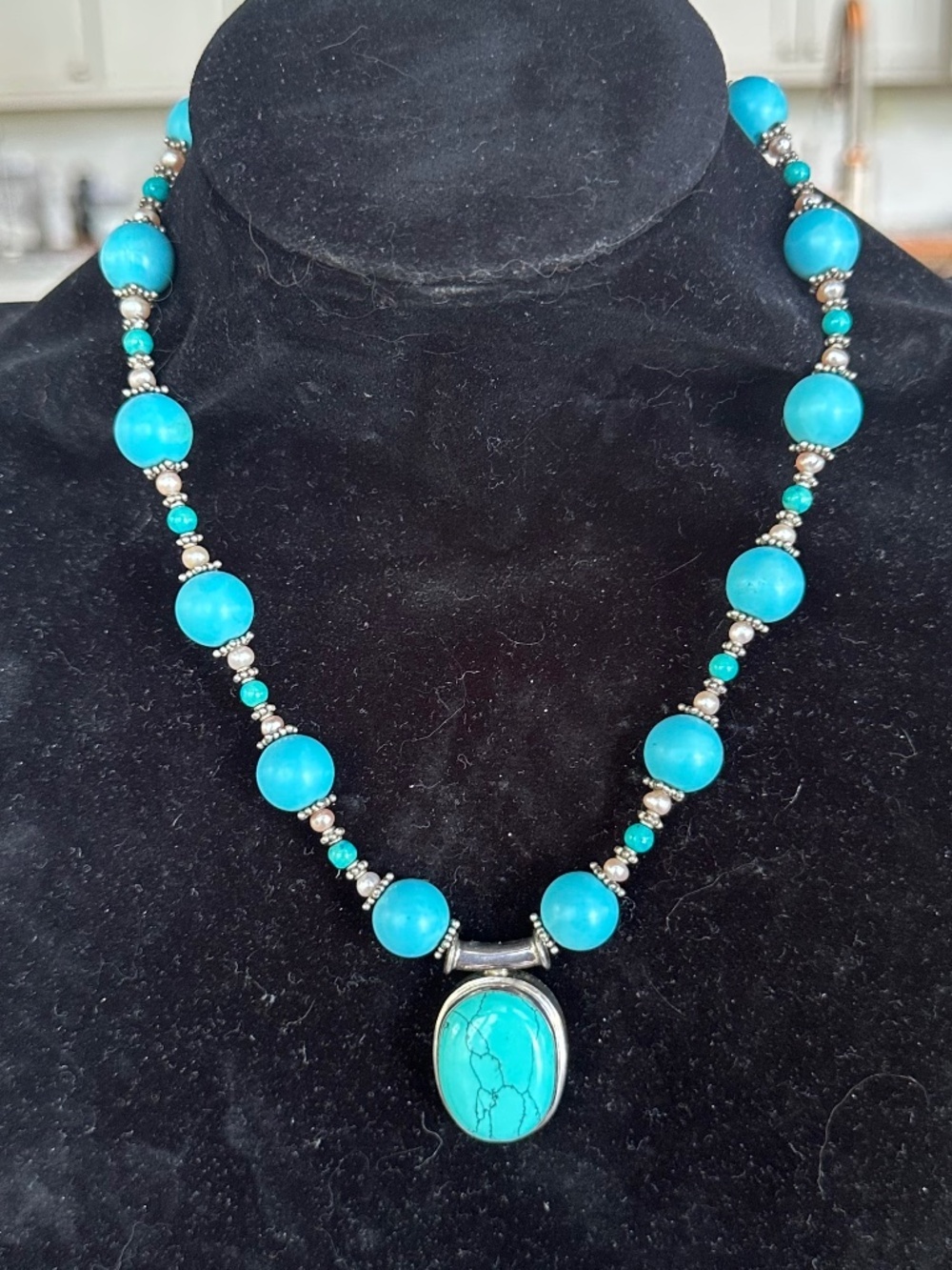 Vintage Southwestern Turquoise Beaded Pendant Necklace Silver Accents - 16.5 in.
